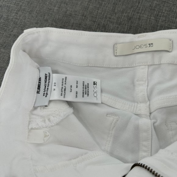 Joes Flawless High Waisted Jeans White Curvy Bootcut Waist 23" Flattering Sexy - Picture 3 of 16